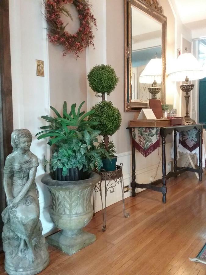Hanover House Bed And Breakfast 나이아가라폴스 외부 사진